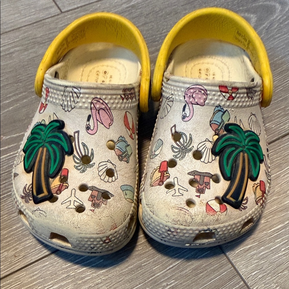Toddler Yellow and Cream Palm-Print Slip-On Crocs